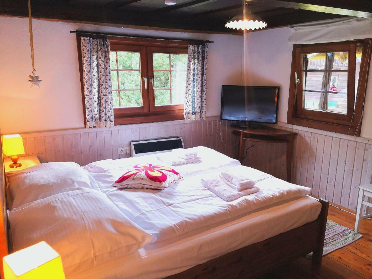 Ferienhaus Zipfmatl Keusche バド クラインキルヒハイム エクステリア 写真